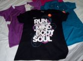CAMISETAS E BLUSINHAS